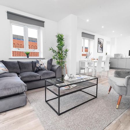 Luxury Apartment - 2 Bedrooms - Balcony - Parking - Netflix - Wifi - 7Mc Birmingham Esterno foto