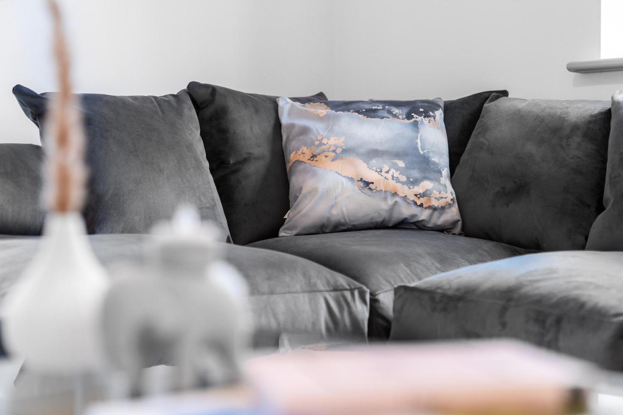 Luxury Apartment - 2 Bedrooms - Balcony - Parking - Netflix - Wifi - 7Mc Birmingham Esterno foto
